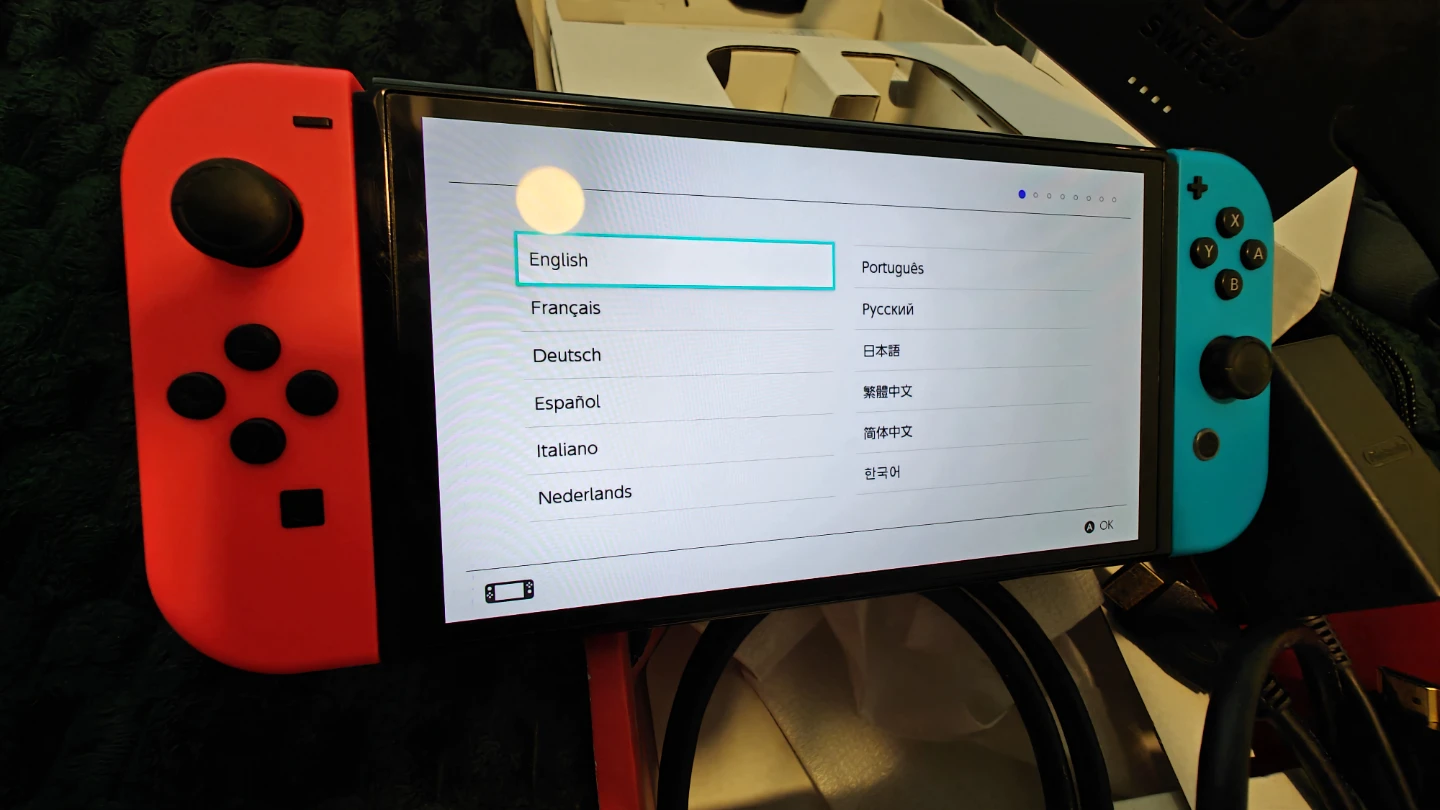 Switch OLED Console & Accessories + Ring Fit - photo 2