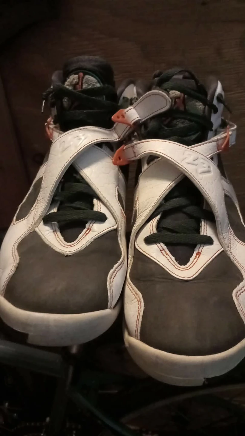 Air Jordan 8 Retro