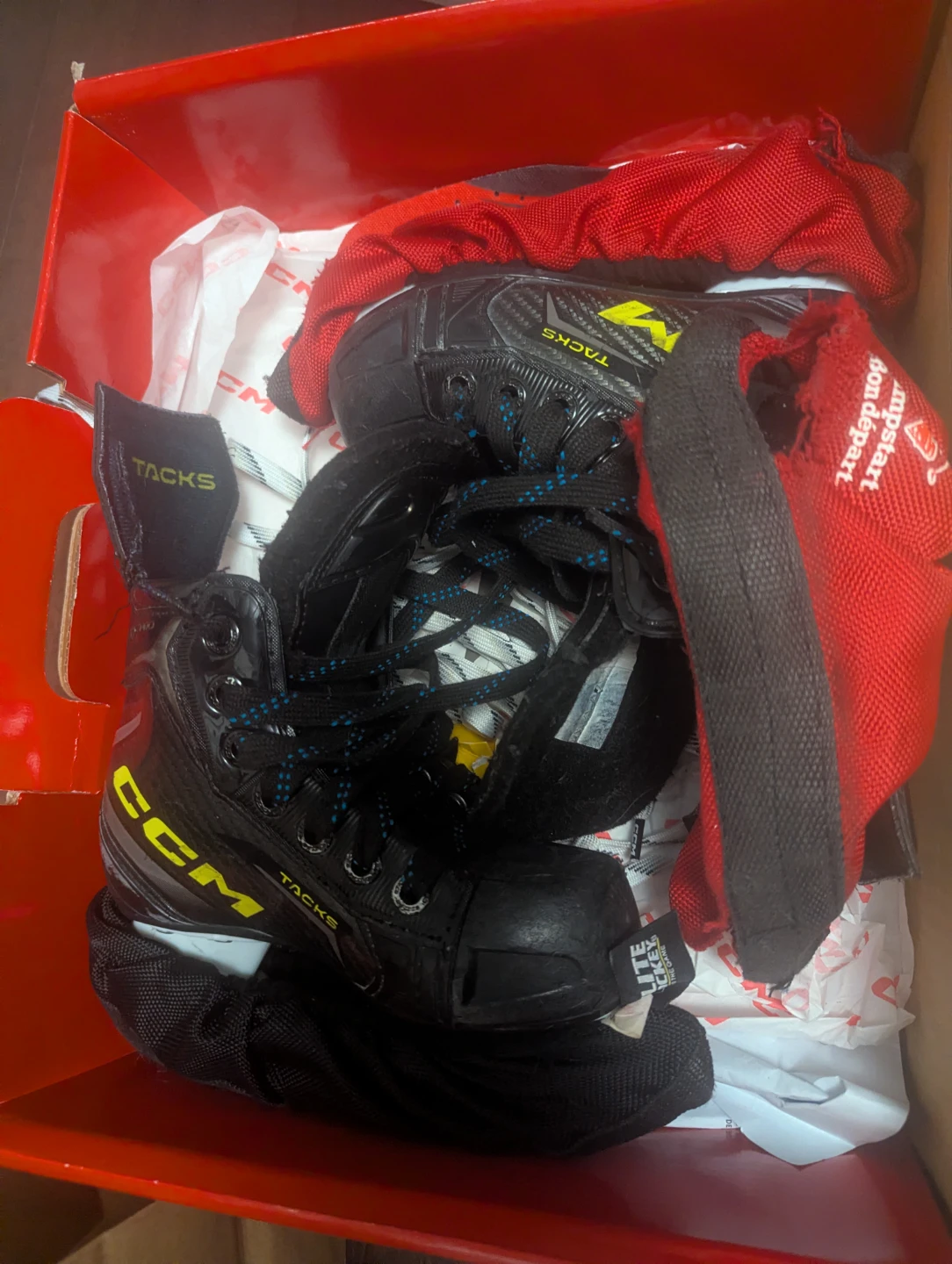 CCM Tacks Junior Hockey Skates