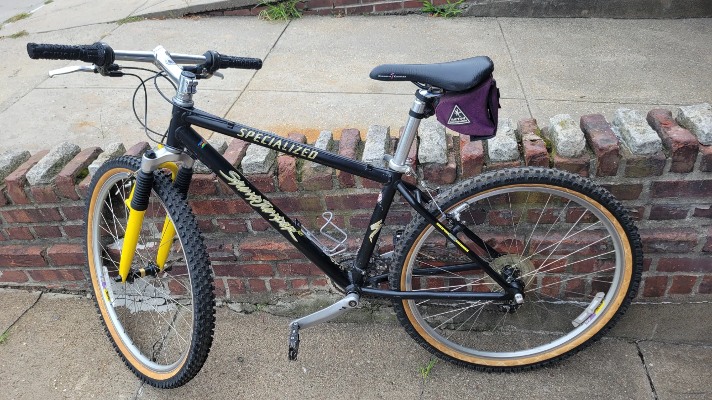 Specialized Stumpjumper Mountain Bike