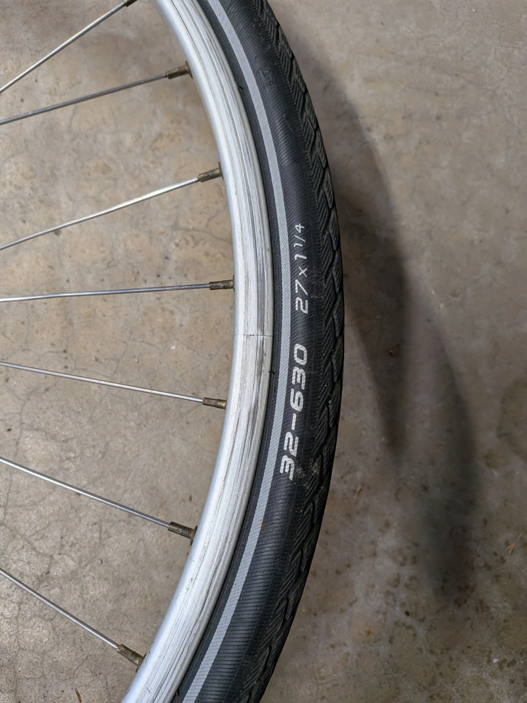 Schwalbe Marathon 27x1.25" Bicycle Tires (2) - photo 5