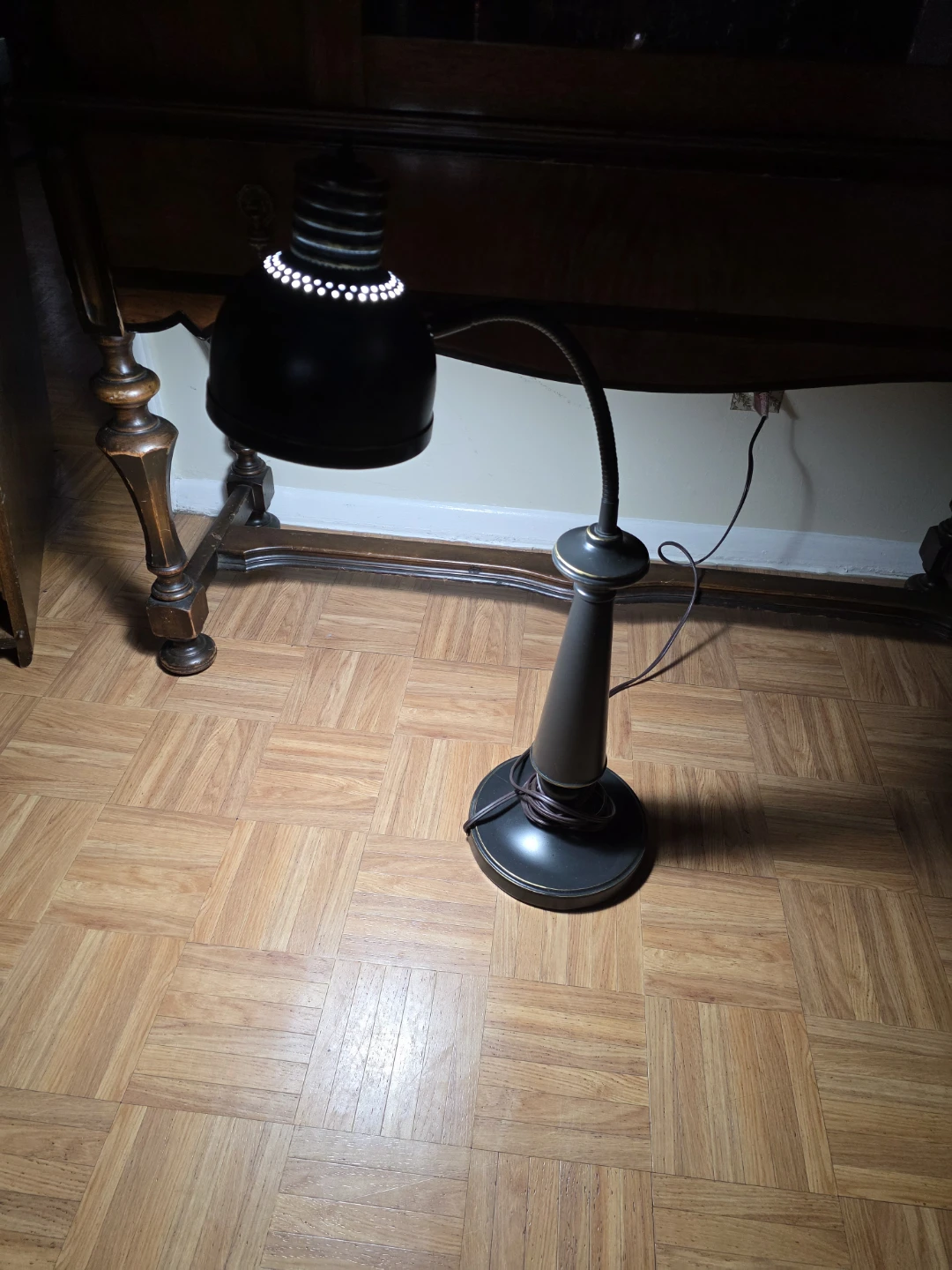 Vintage Style Gooseneck Desk Lamp - photo 2