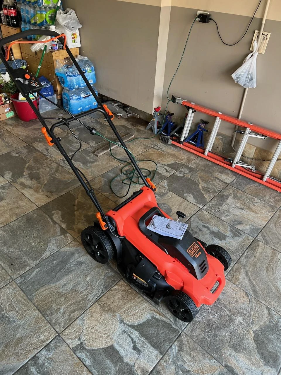 Black+Decker Electric Lawn Mower - photo 2