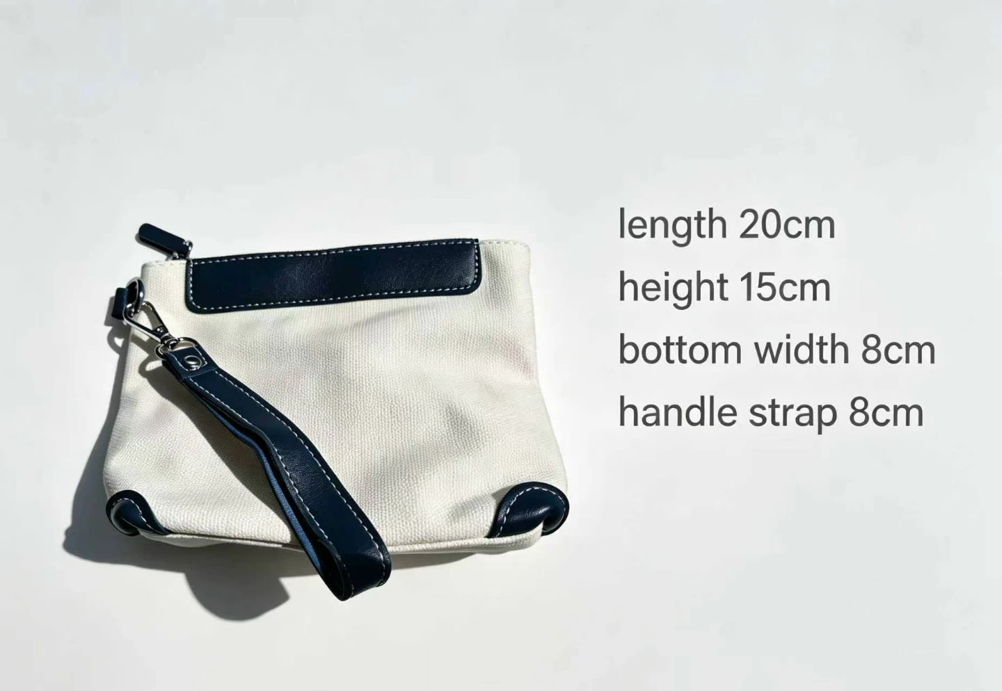 👜 Cream & Navy Canvas Wristlet Pouch —New - photo 2