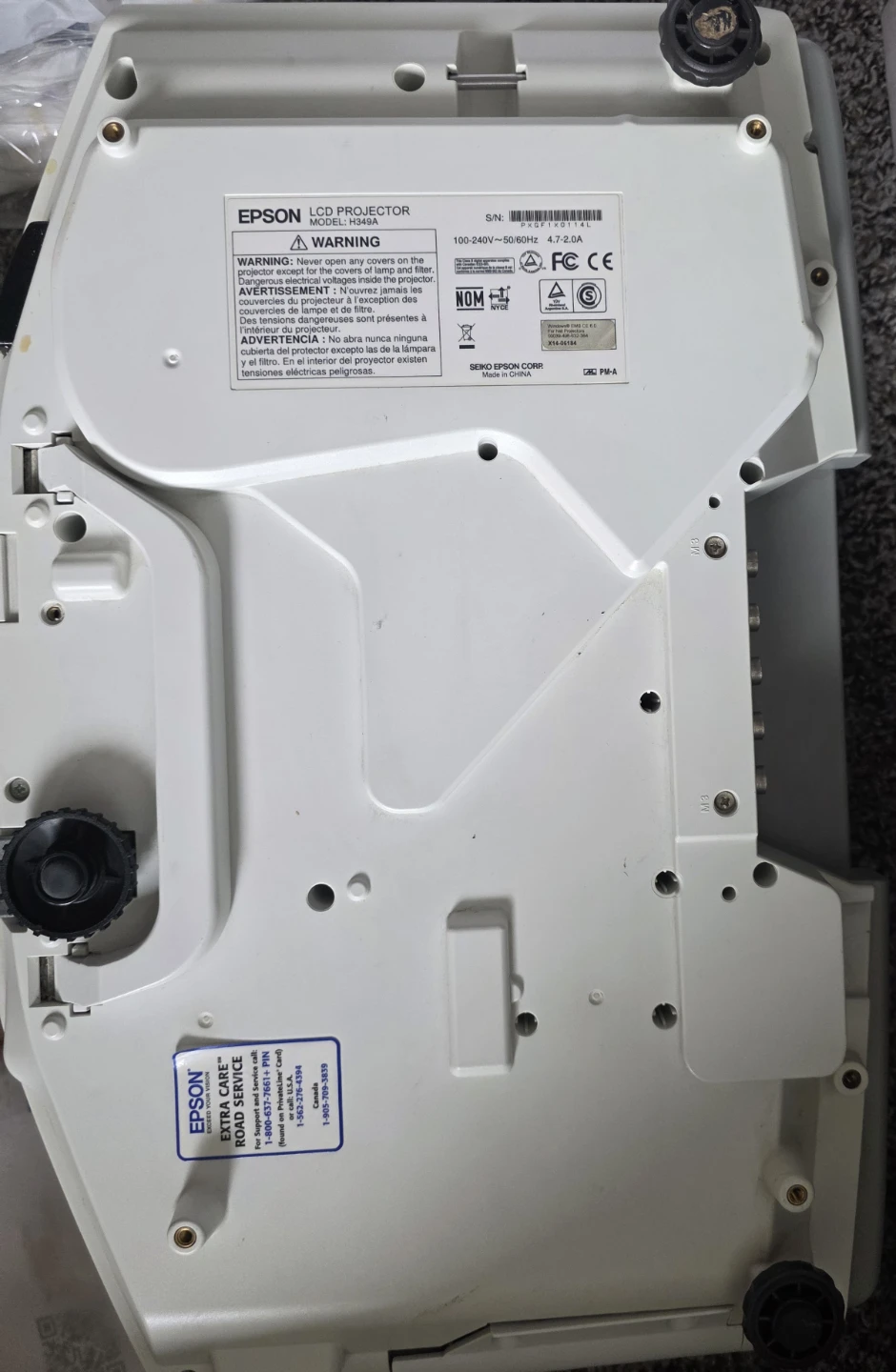Epson PowerLite G5950 LCD Projector - photo 4