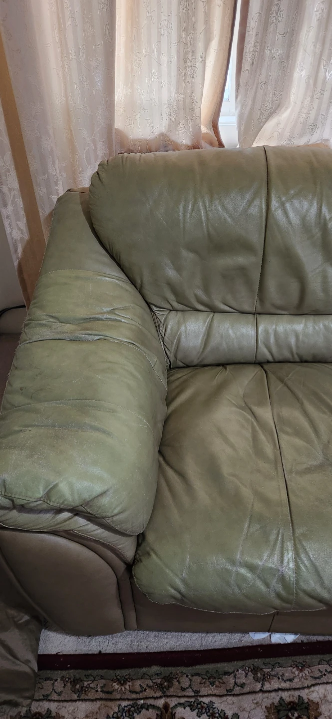 Leather Loveseat - photo 2