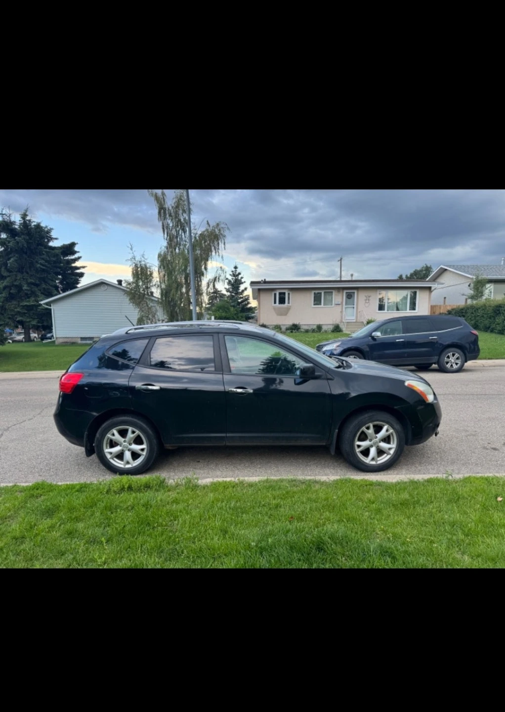 Black Nissan Rogue 2010 - photo 5