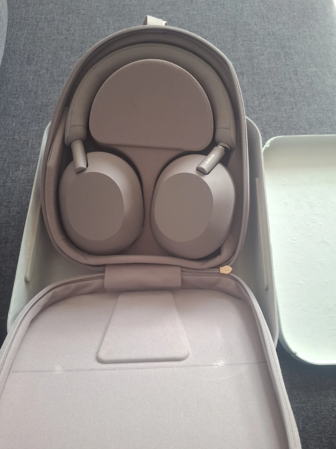 Sony WH-1000XM5 Noise Cancelling Headphones - photo 5