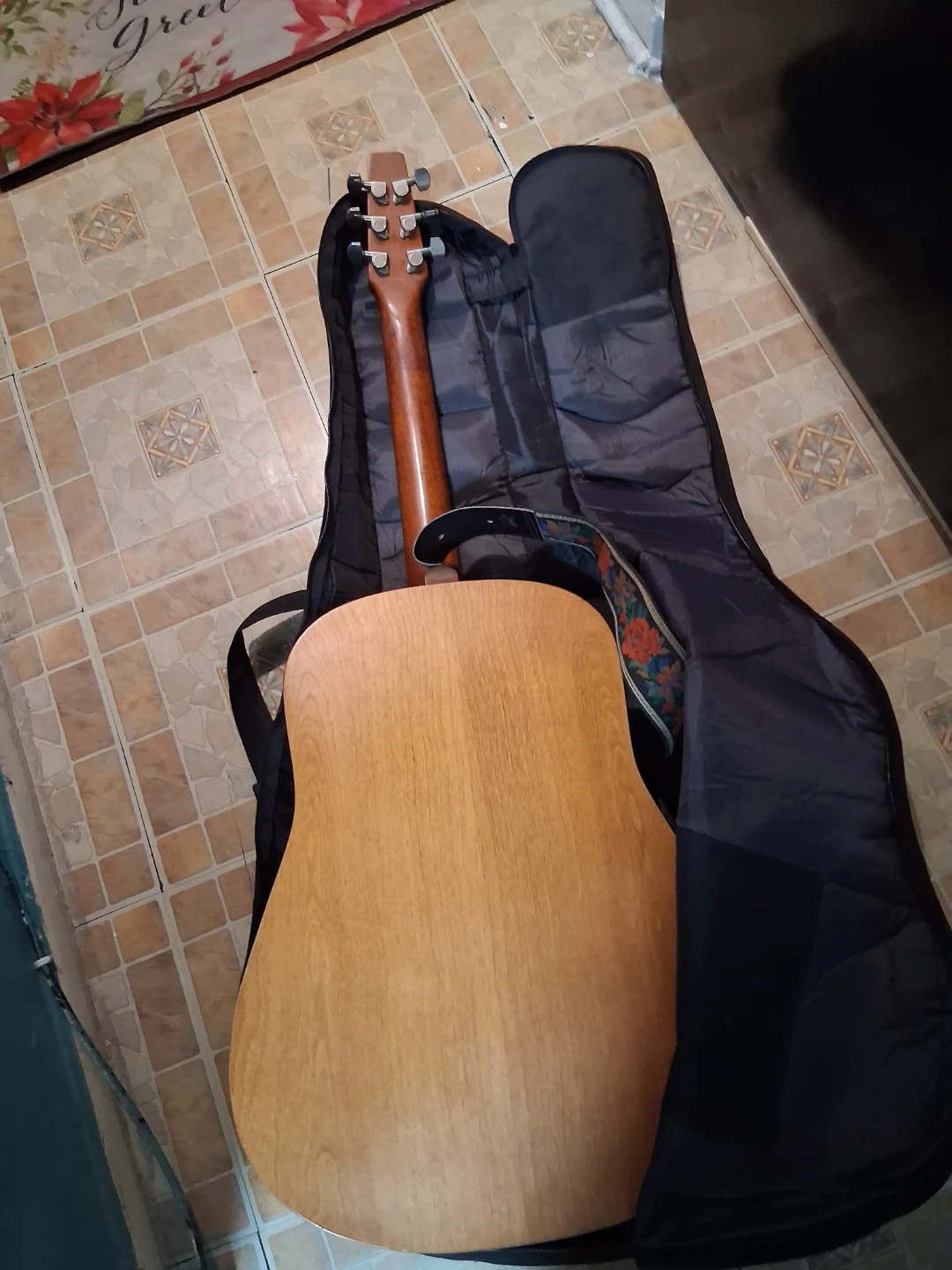1983 Seagull S6 Acoustic Guitar and learn to play guitar - photo 4
