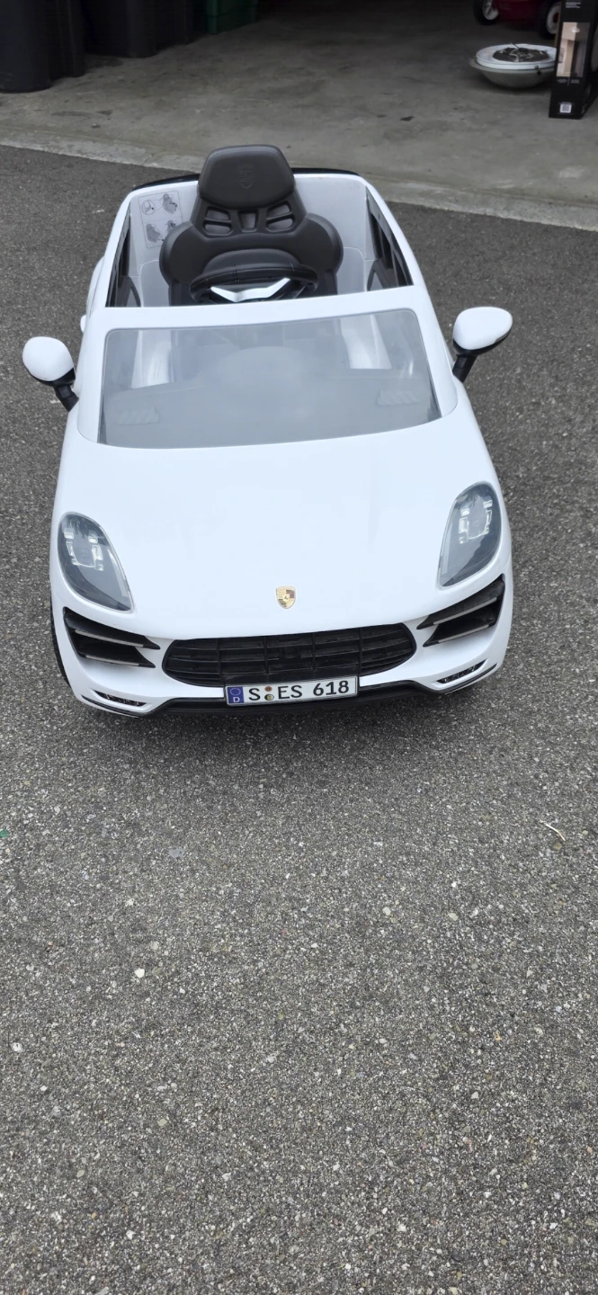 White Porsche Macan Ride-On Car - photo 4