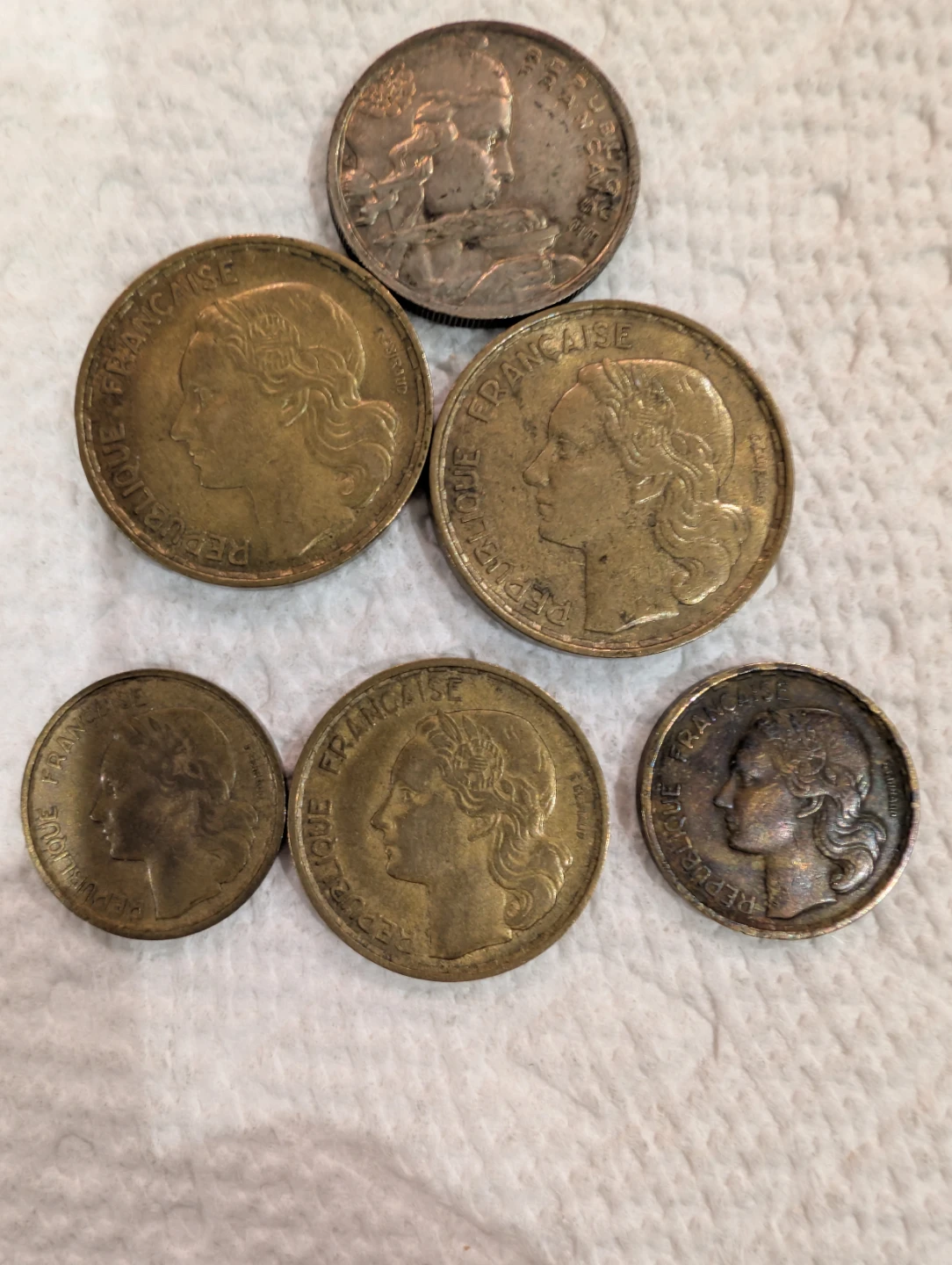 Collection of 15 French Franc and Centimes Coins - photo 2