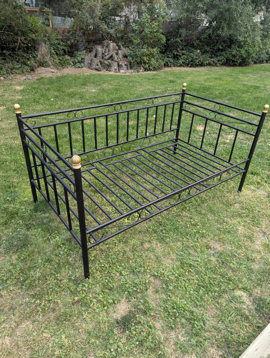 Black Metal Daybed Frame with Mattress - photo 4