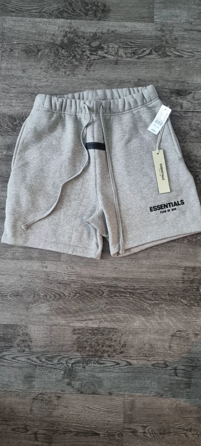 New essential shorts