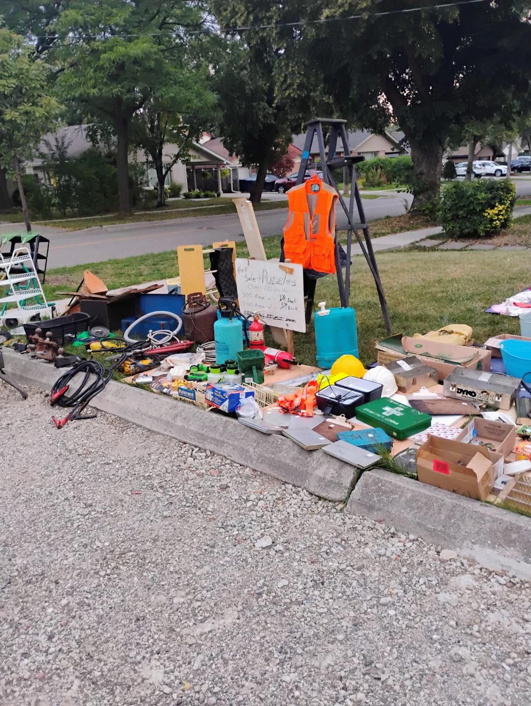 Yard sale August 23 CANCELLED DUE TO WEATHER - photo 2