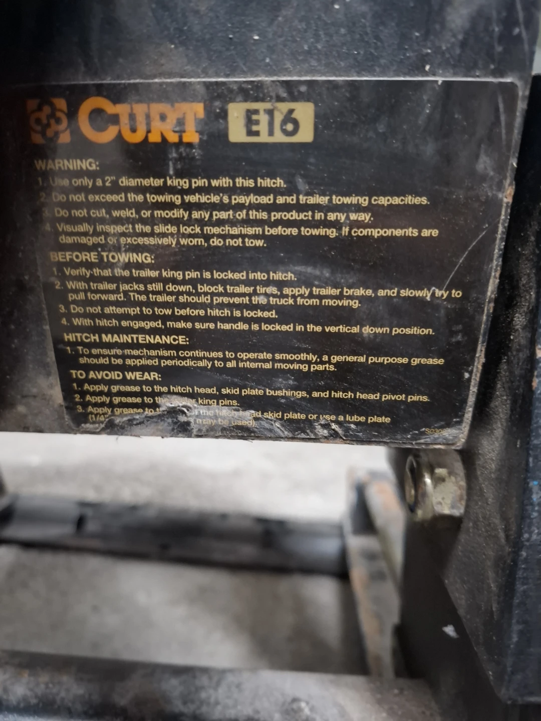 CURT E16 5th Wheel Hitch - photo 4
