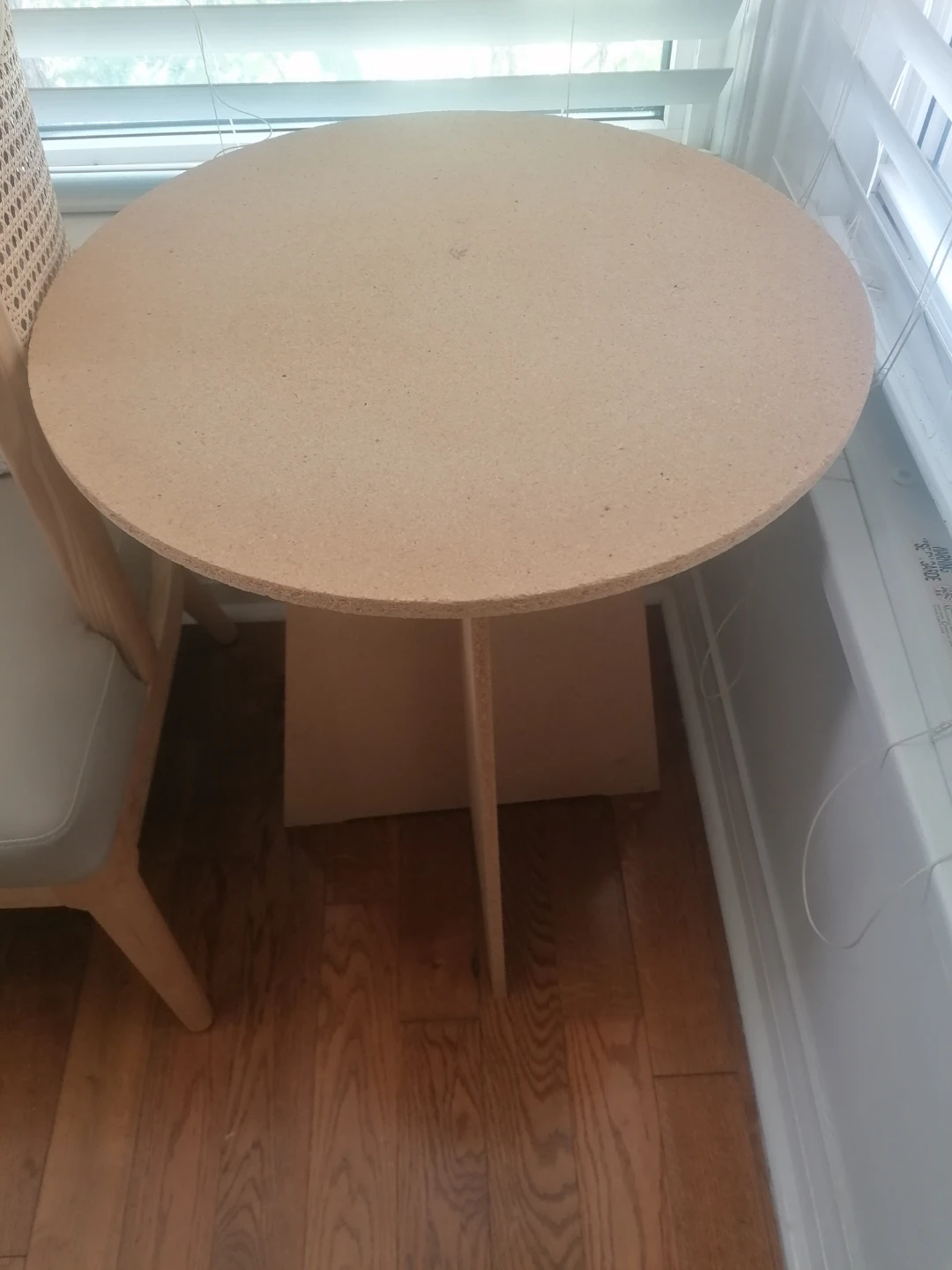 Round side table - photo 2