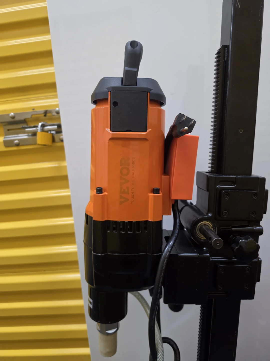 Vevor Core Drill Machine - photo 2