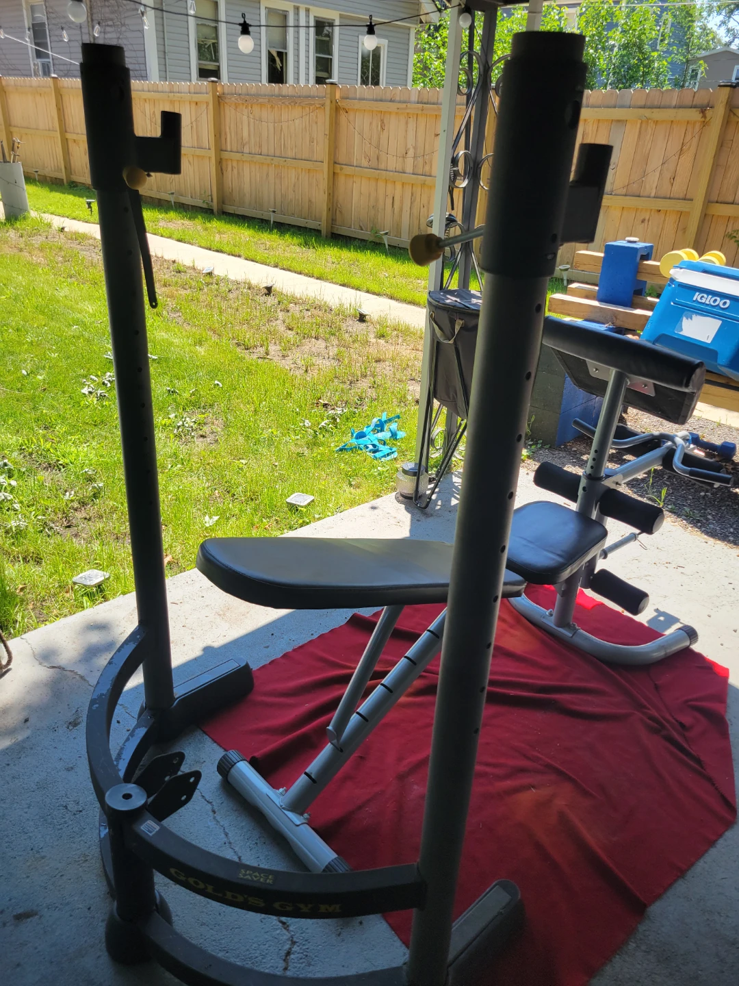 GOLD'S GYM  SQUAT RACK AND BENCH COMBO - photo 3