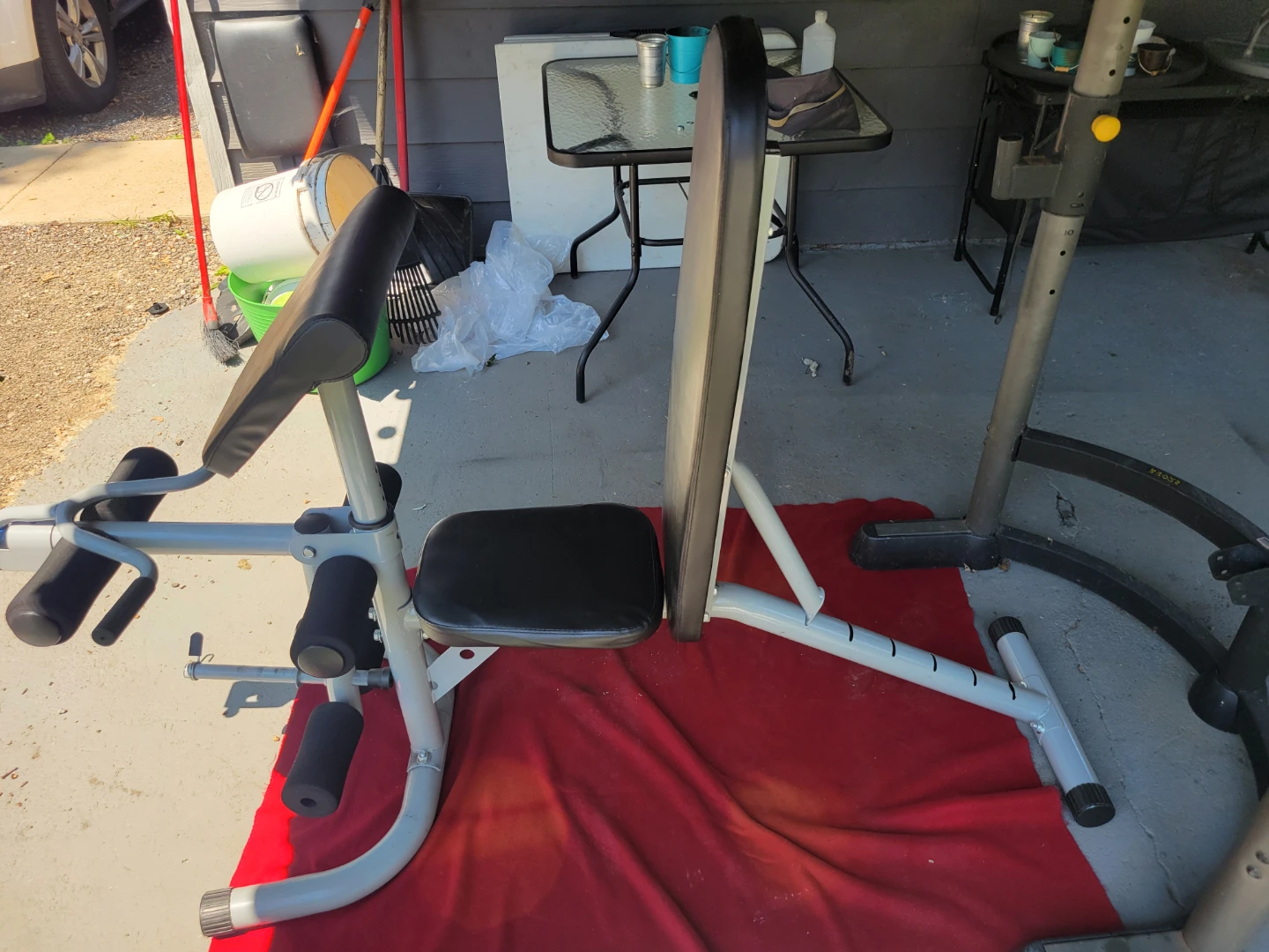 GOLD'S GYM  SQUAT RACK AND BENCH COMBO - photo 4