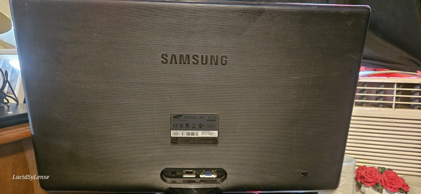 Samsung Monitor - photo 3