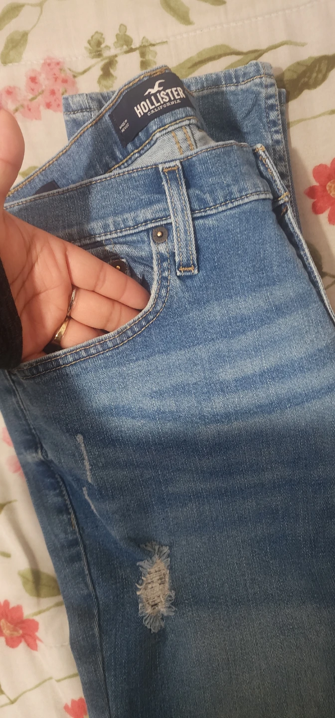 Hollister California Jeans - W32 L30 - photo 2