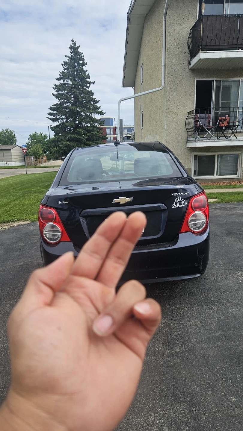 2015 chevy sonic sedan lt - photo 3
