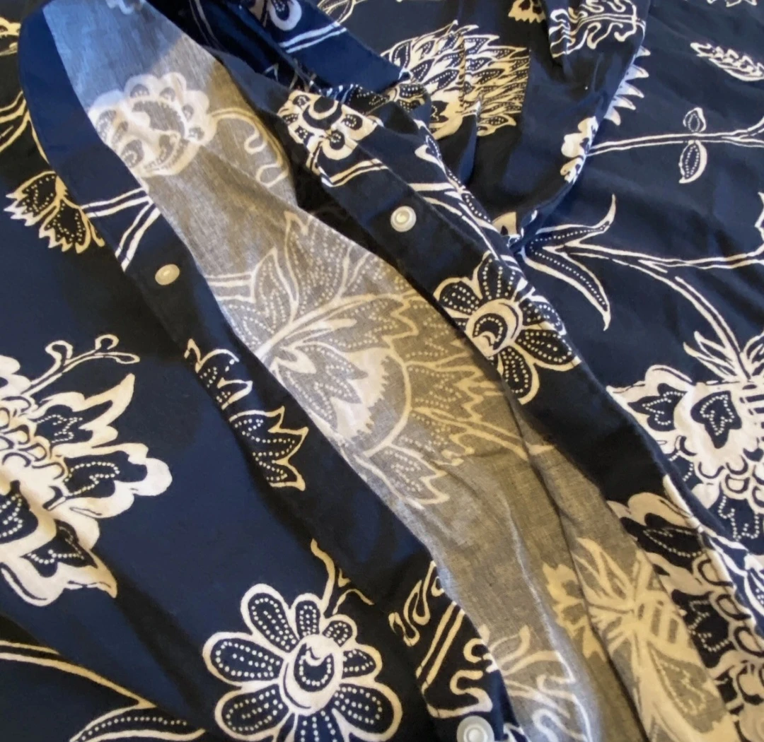 100% Cotton Dark Blue Floral Print Fabric - photo 3