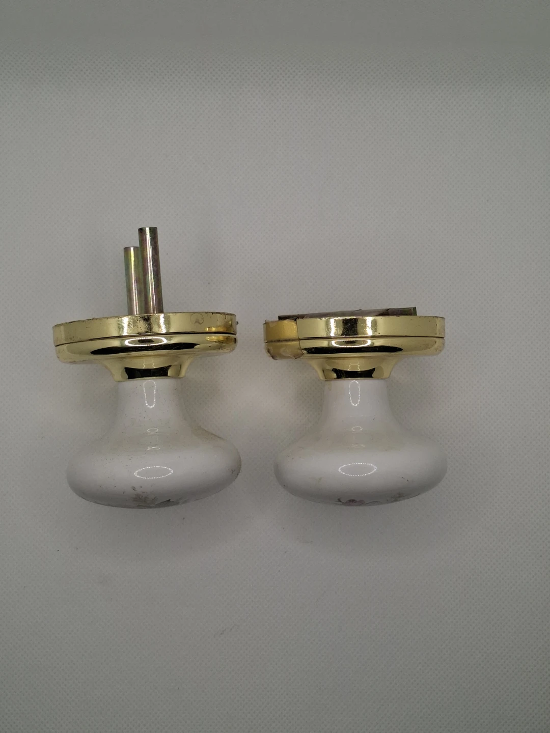 Vintage Floral Porcelain Door Knobs Pair Pink Rose Brass - photo 2