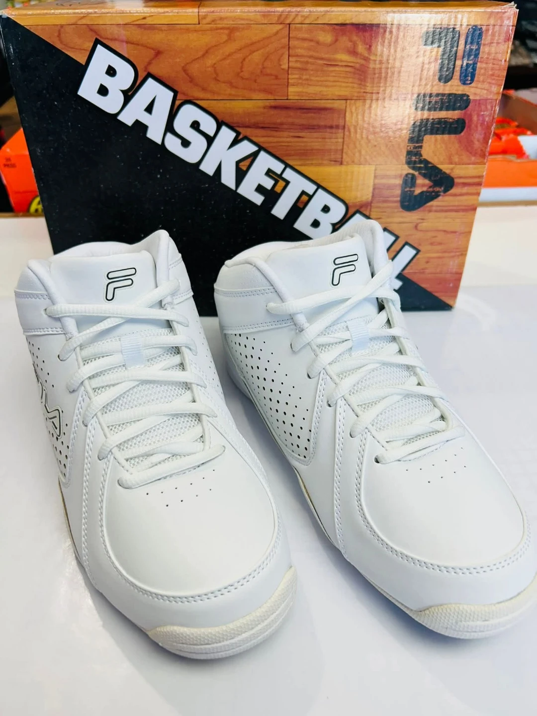 Fila White Shoes - photo 3