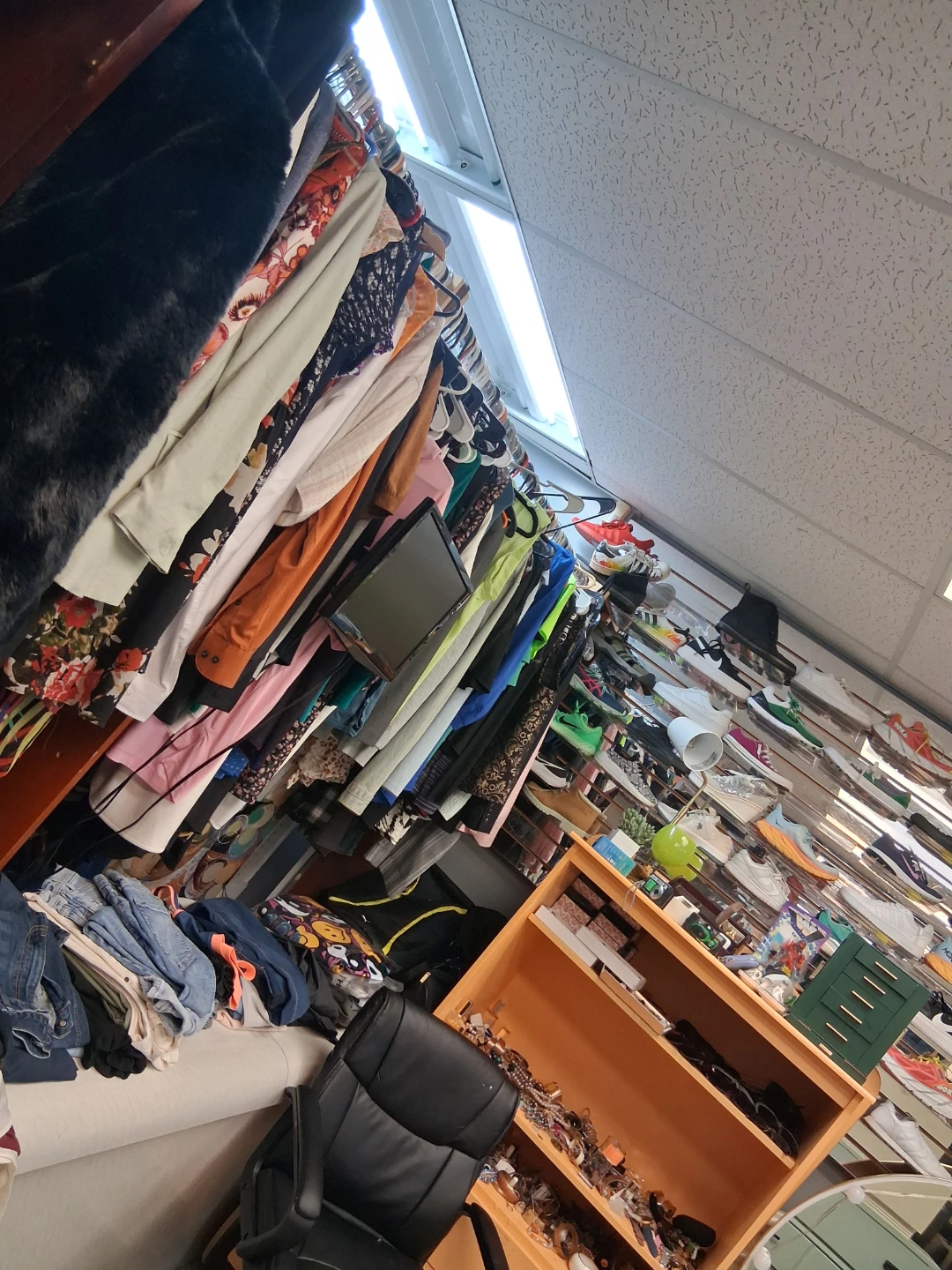 tienda vintage  de segunda mano  comodas precios diferentes - photo 4