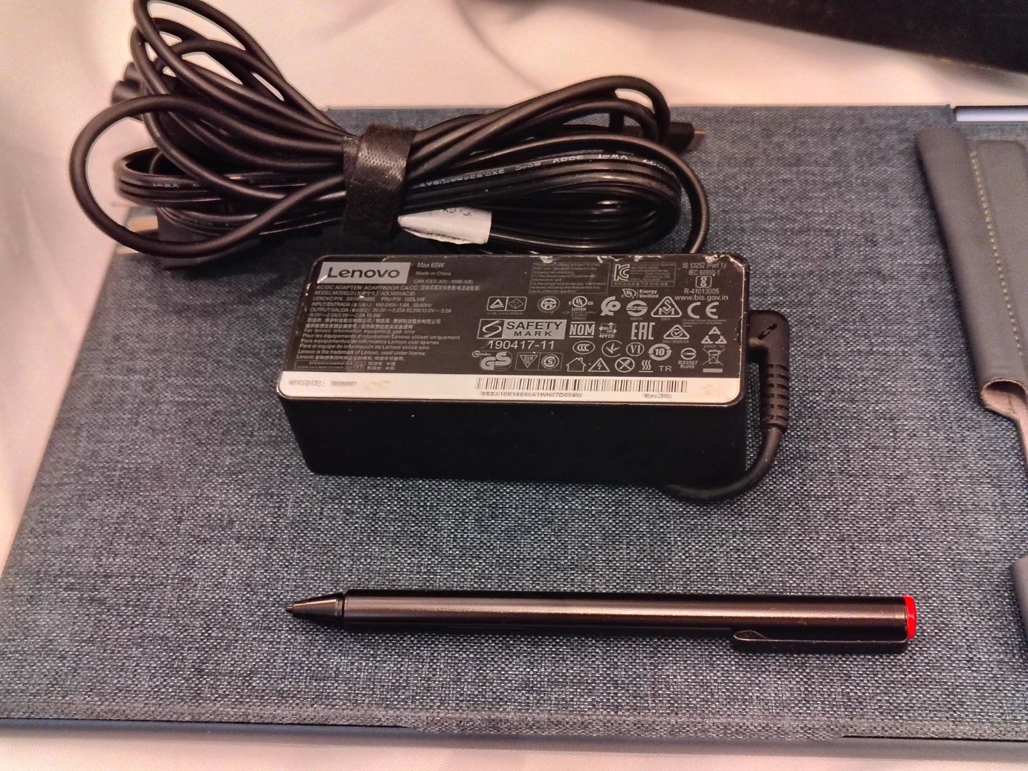 Lenovo Yoga 6 2in1  Ryzen™ 7 8GB 512GB + Pen + warrenty ADP - photo 4