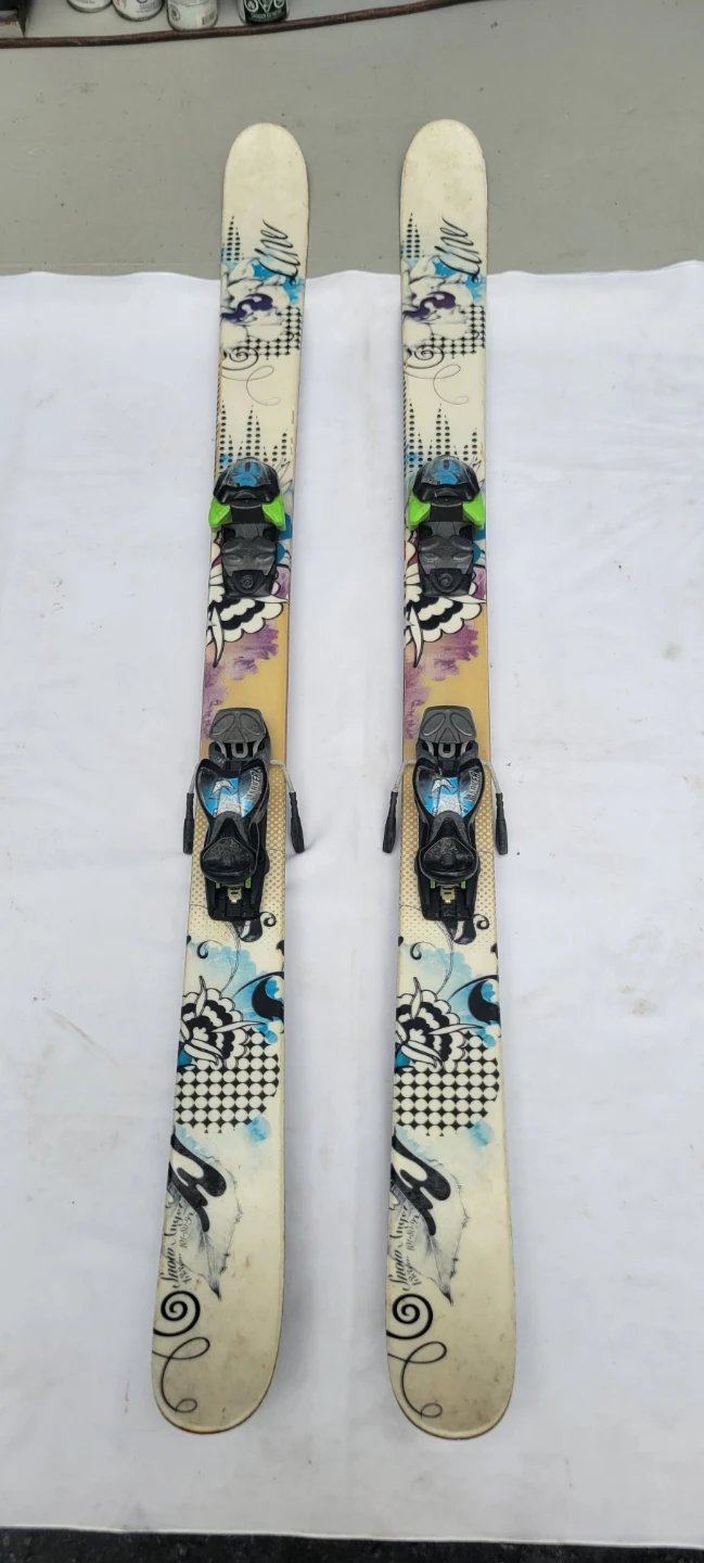 136cm Skis with Bindings