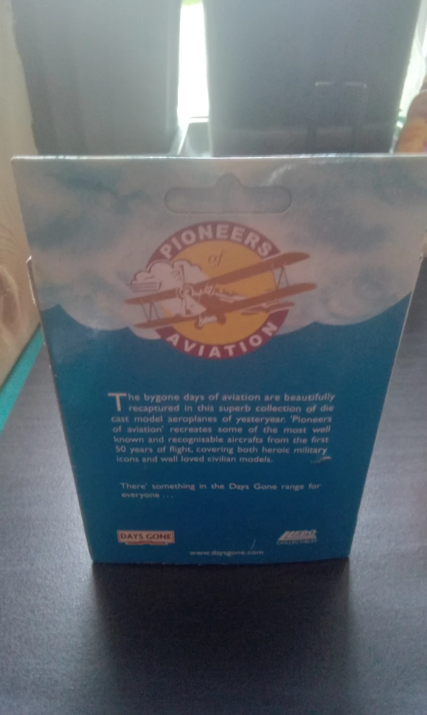 Pioneers of Aviation Die Cast Model - photo 2