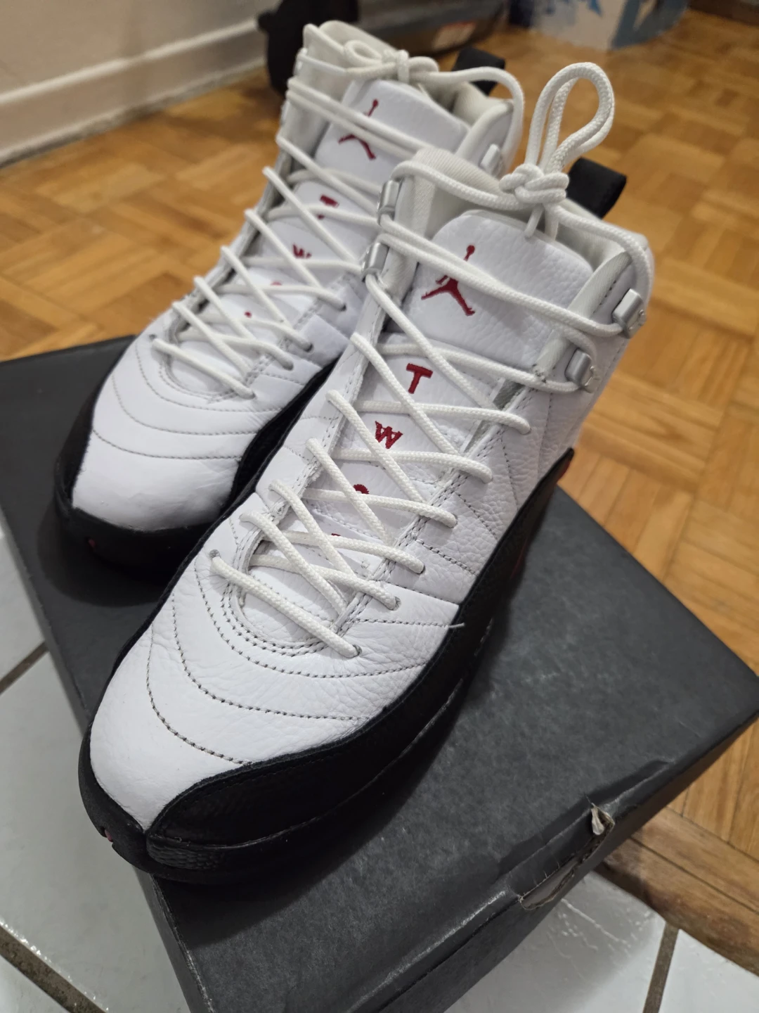 Jordan 12 Retro - Youth size 7y - photo 5