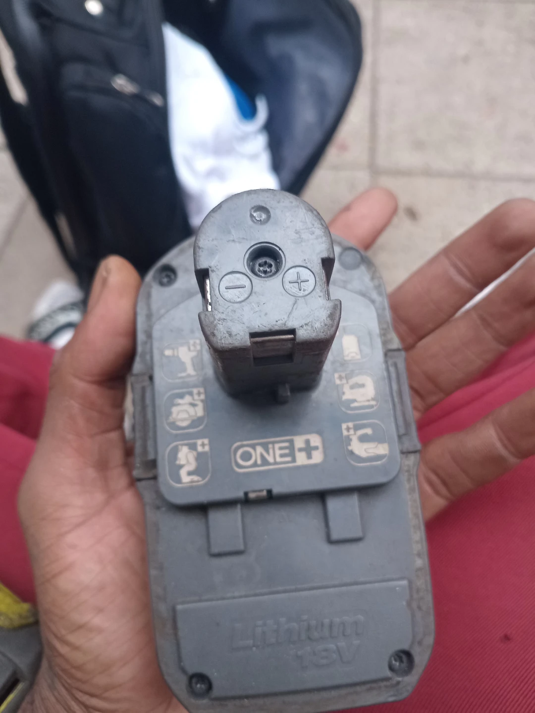 Ryobi battery - photo 2