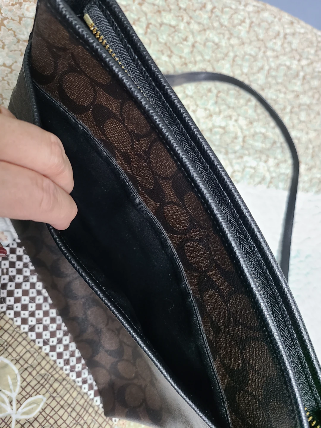 Coach Signature C Shoulder Bag - photo 4