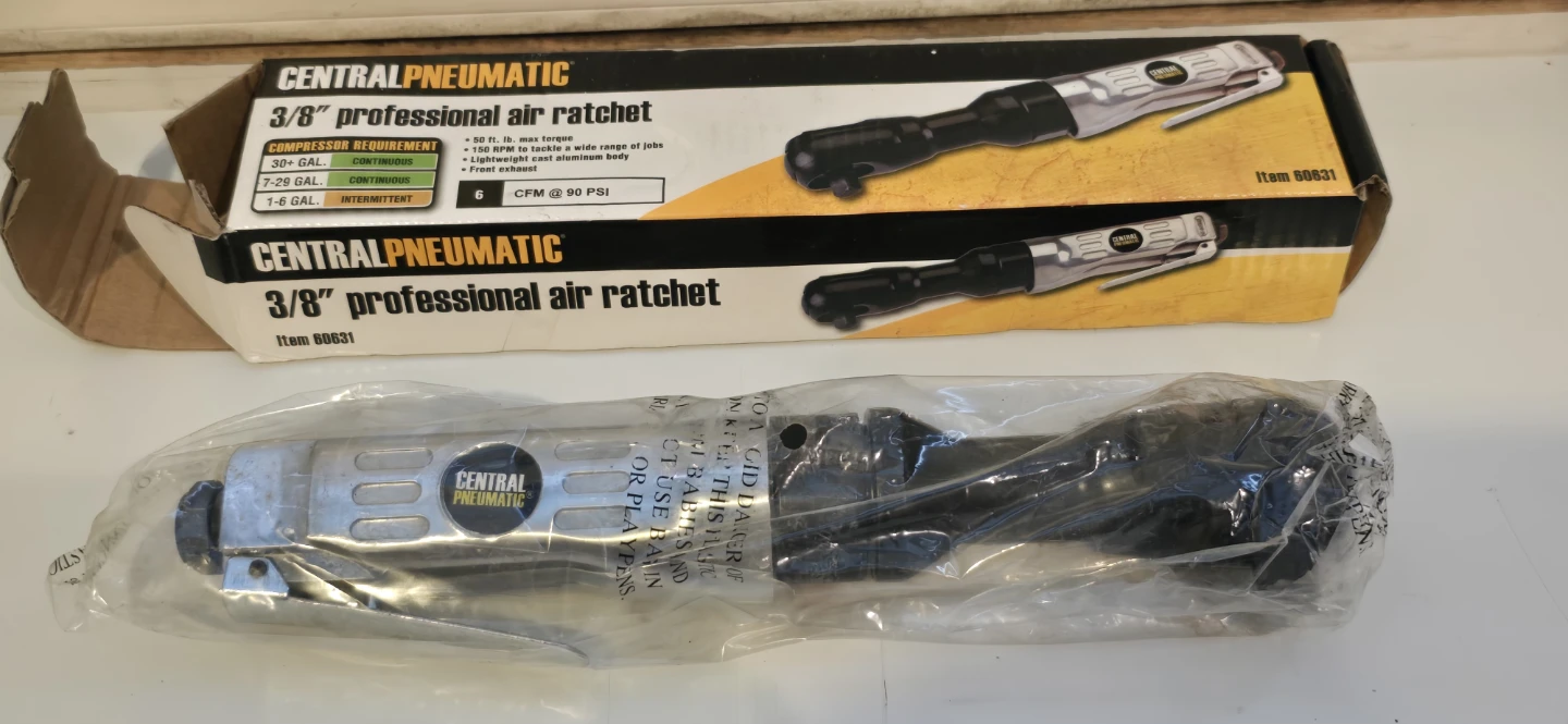 Central Pneumatic 3/8" Professional Air Ratchet - photo 3