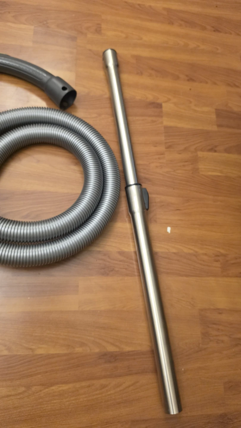 Brand new hoover Hardwood vacuum - photo 4