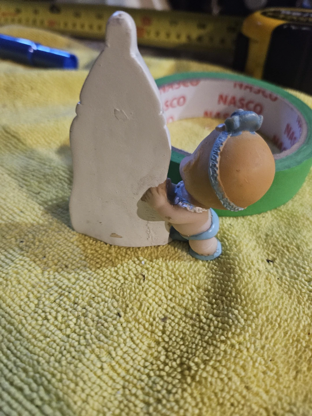 Baby Figurine with Thermometer - photo 4