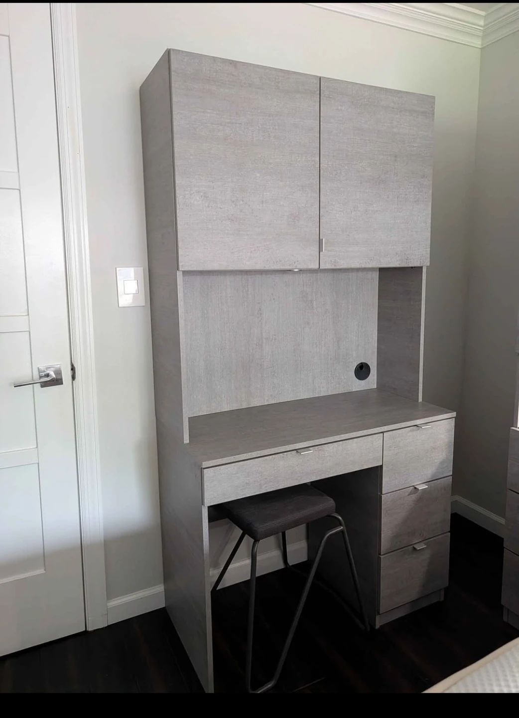 Gray Wood Grain Desk with Hutch and Stool - photo 2