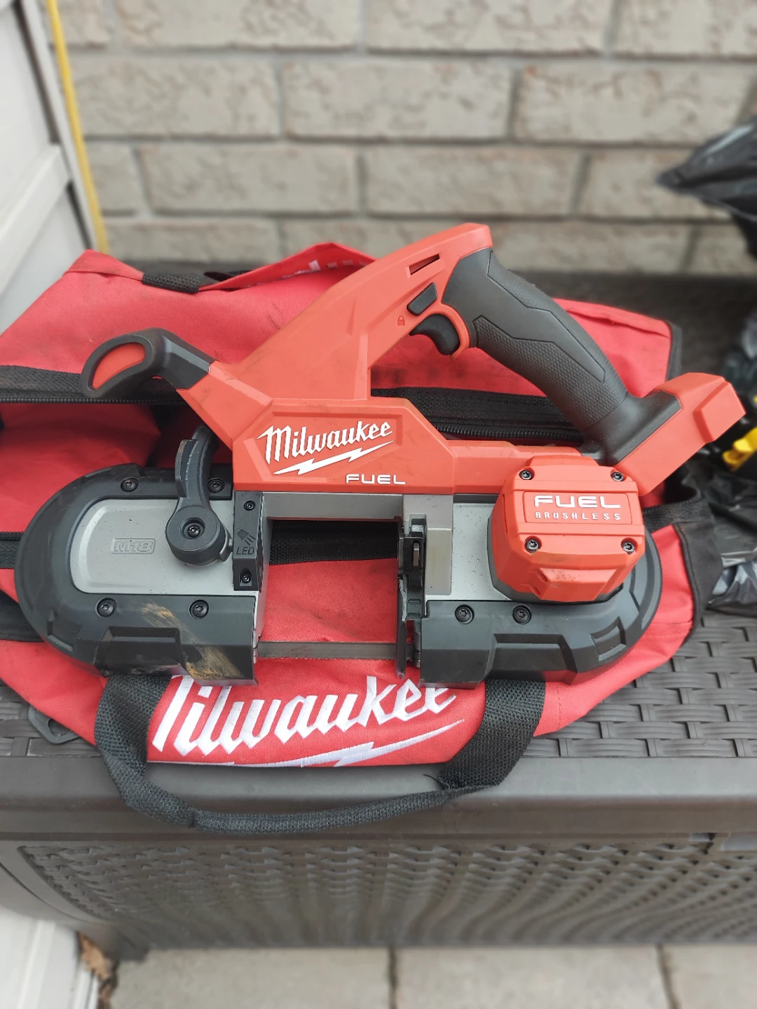 Milwaukee FUEL Compact Band Saw - photo 2