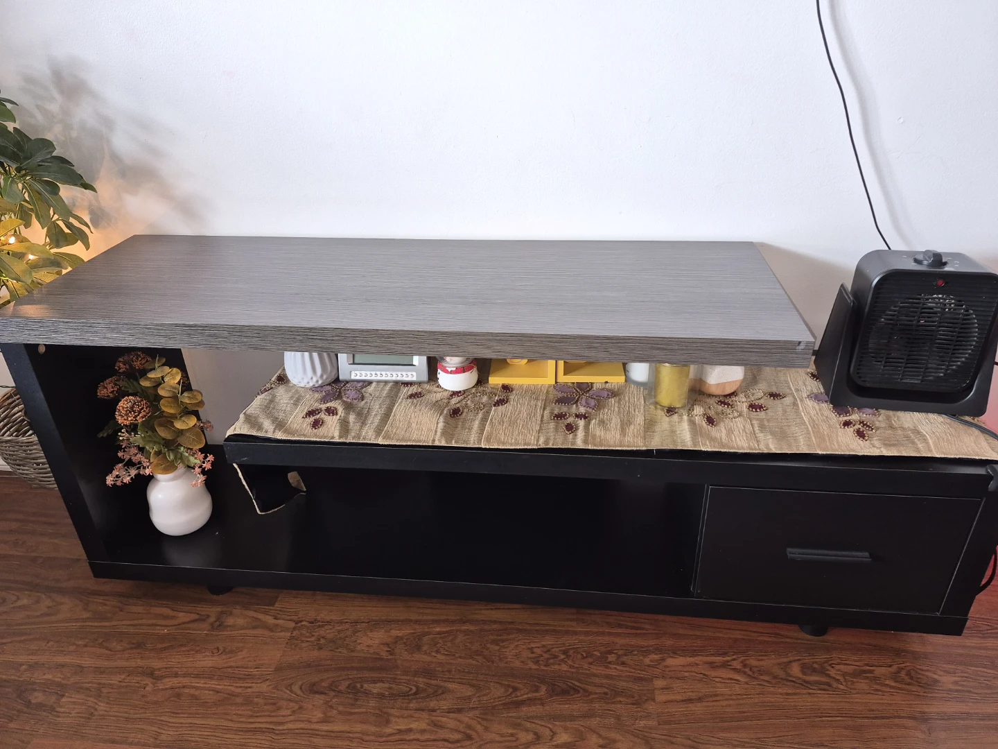 Costco TV stand - photo 2