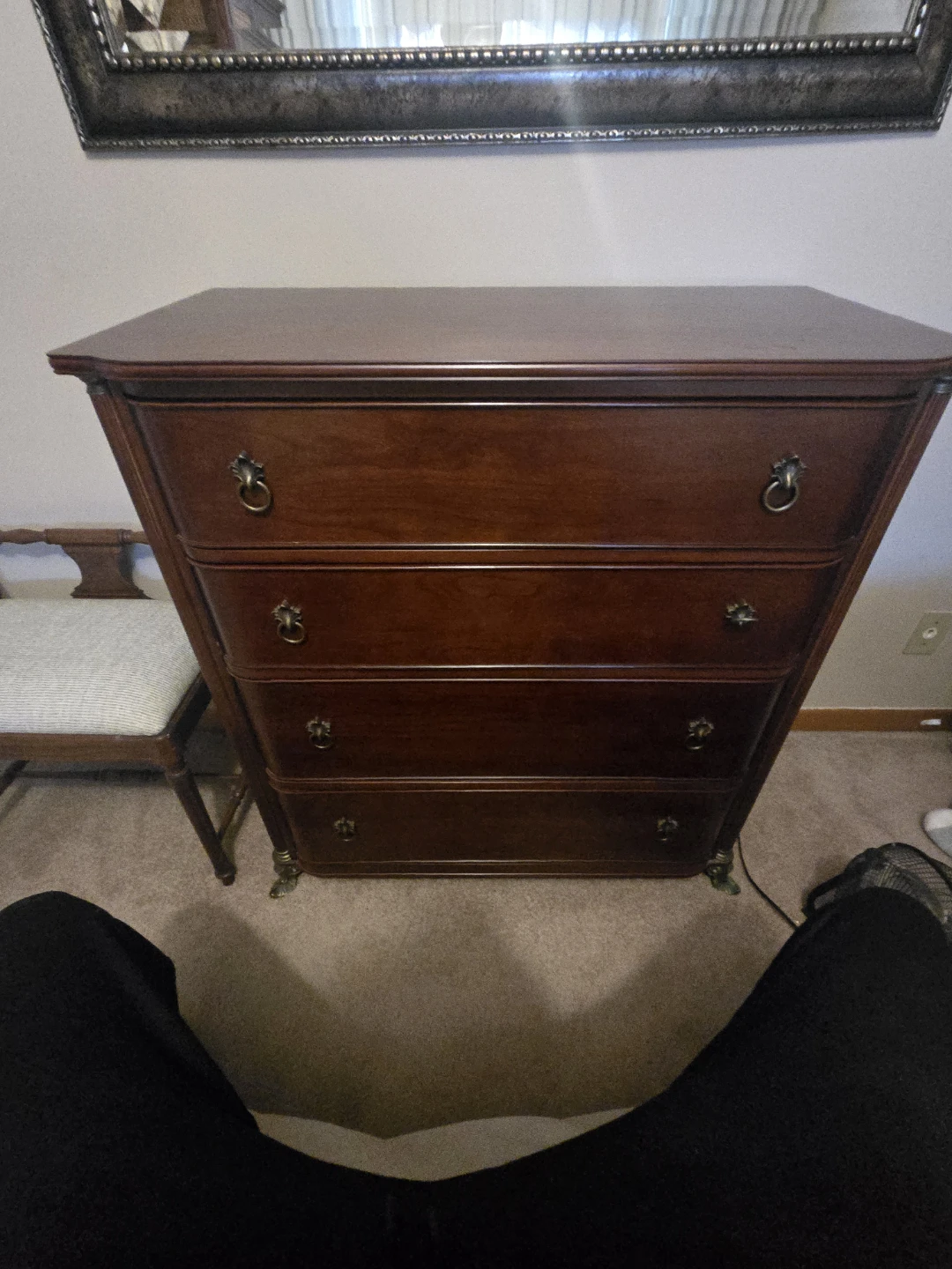 Wooden Dresser with 5 Drawers