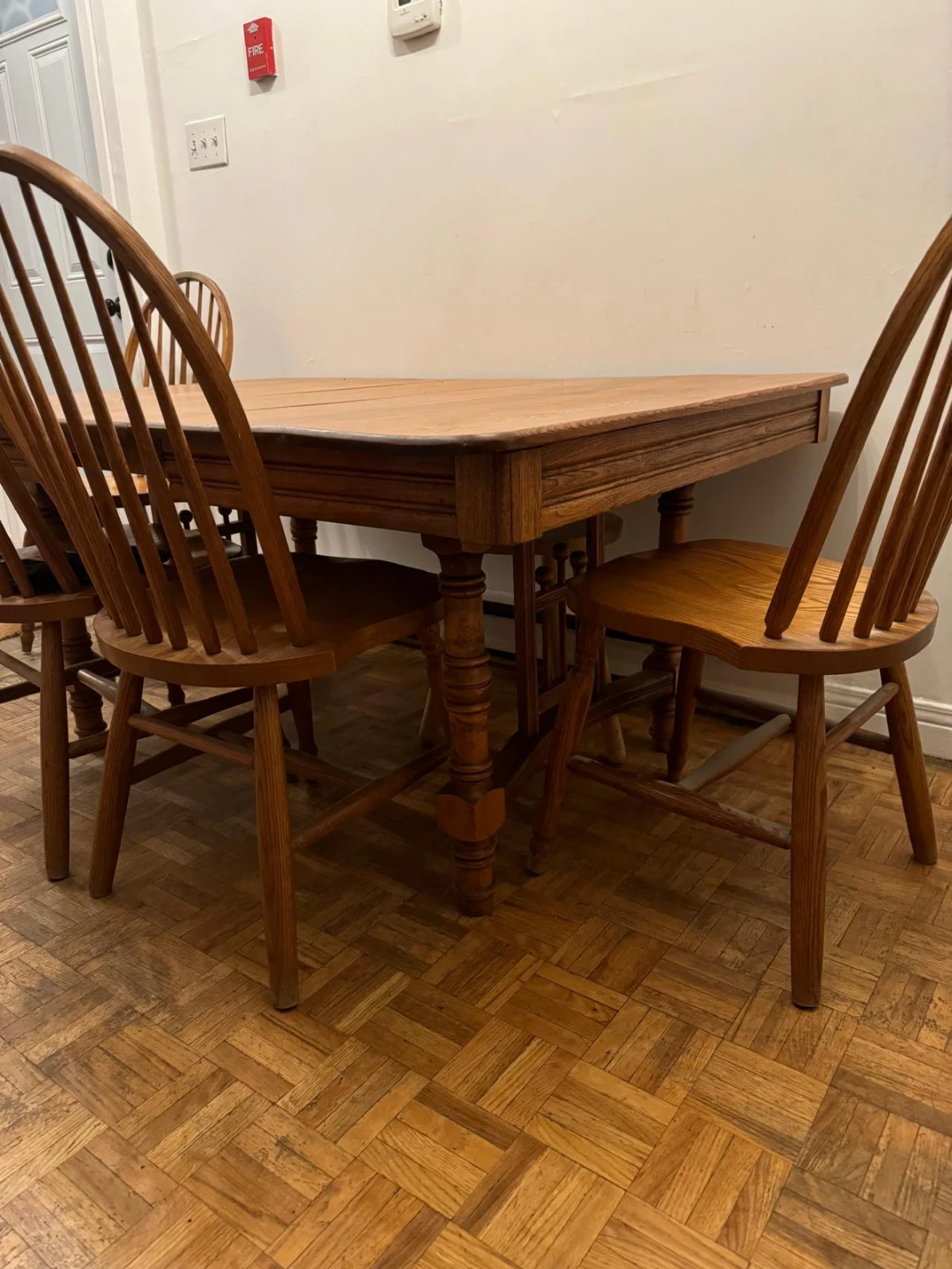 Oak Dining Table with Chairs, expandable - photo 3