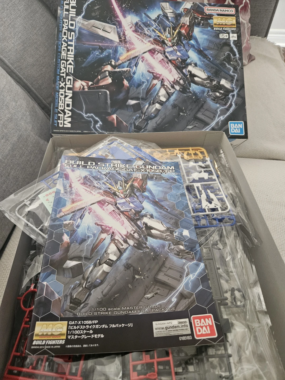 Mastergrade build strike gundam unbuilt, new