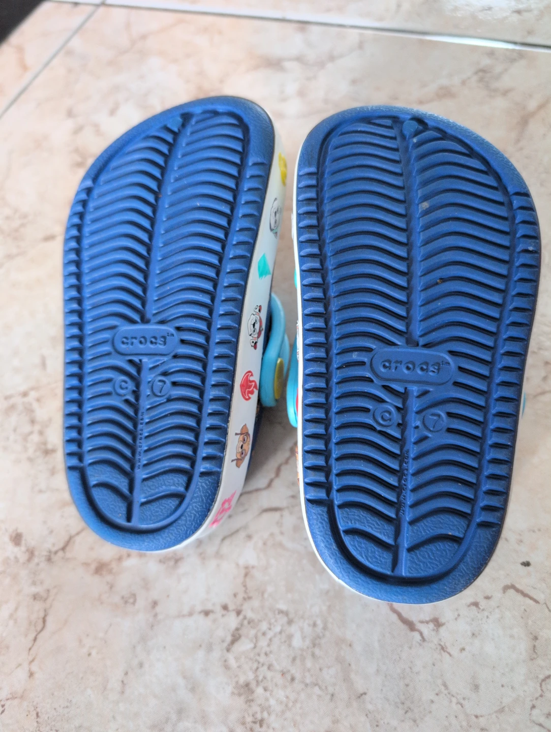 Paw Patrol Crocs Size 7 Toddler - photo 2