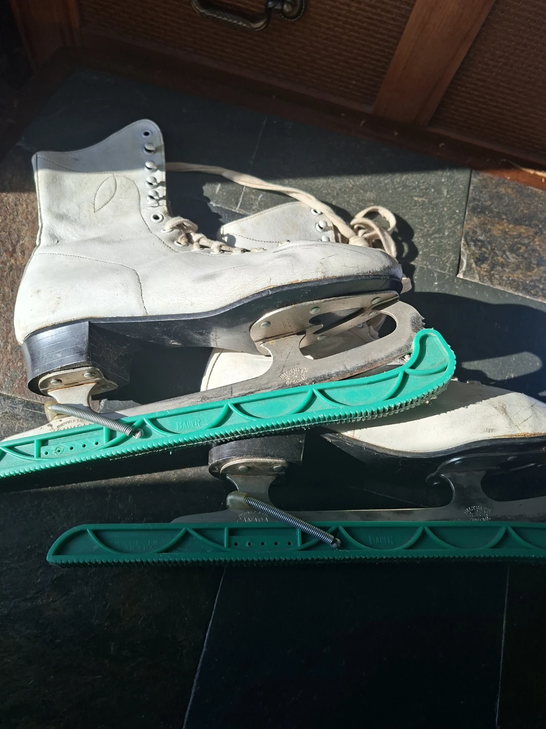 Vintage White Leather Figure Skates Biltrite Special Bauer Guard