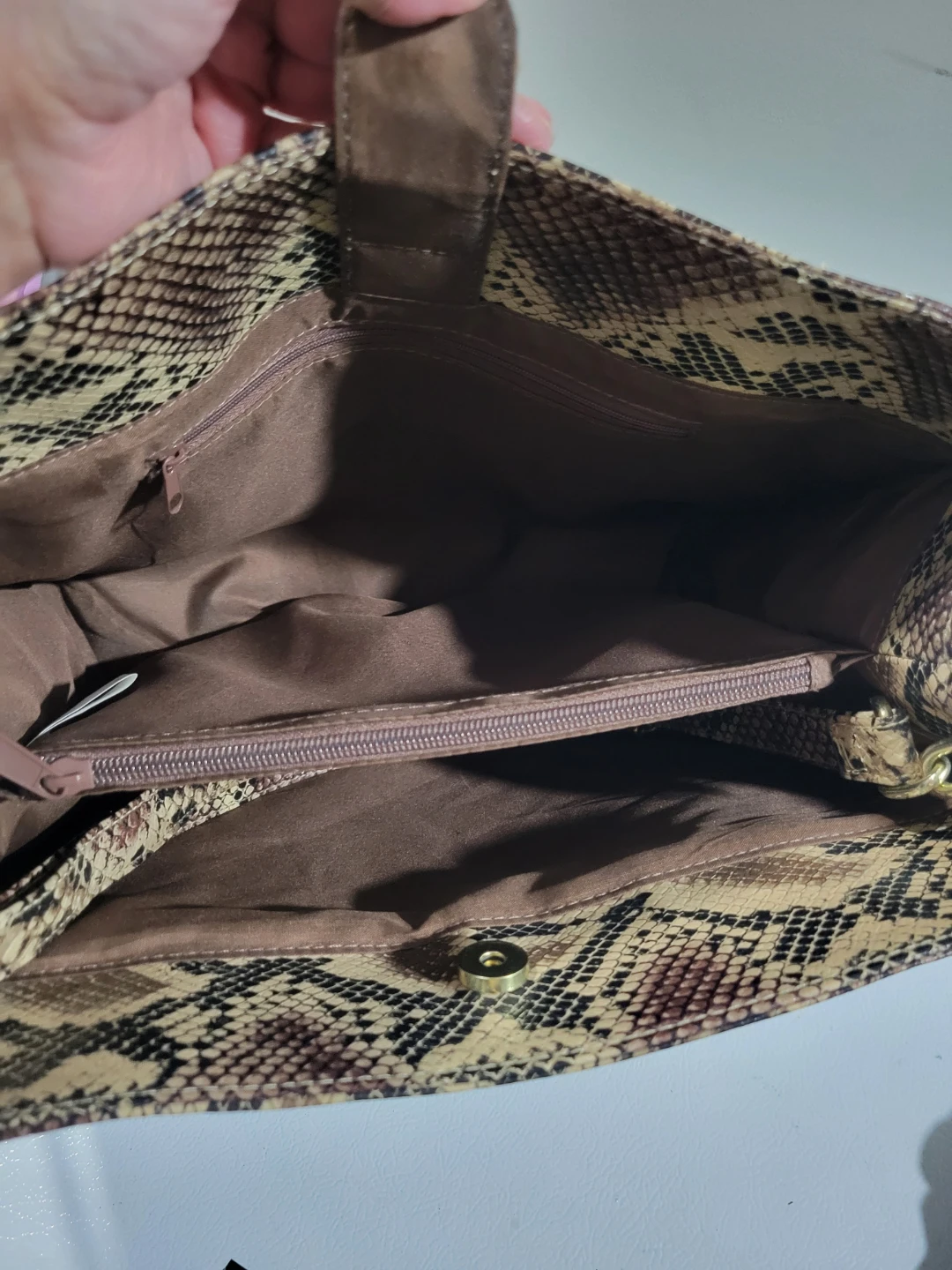 NEW SNAKE SKIN PRINT PURSE - photo 2