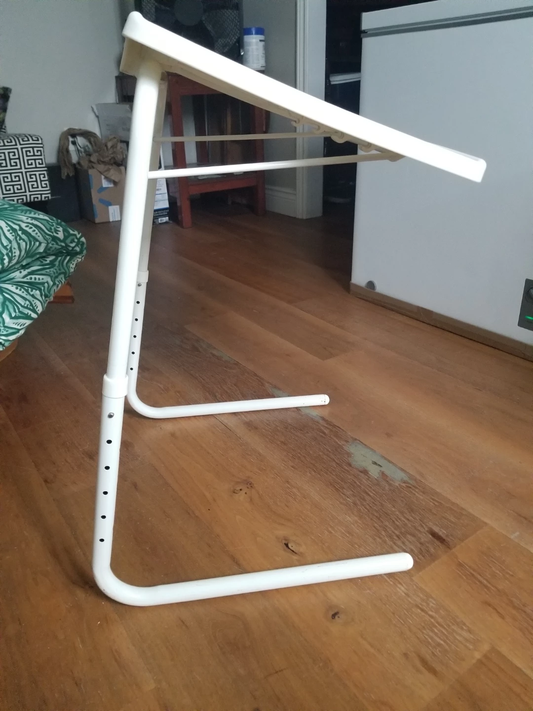 AdjustableTV table, bed table, easel - photo 2