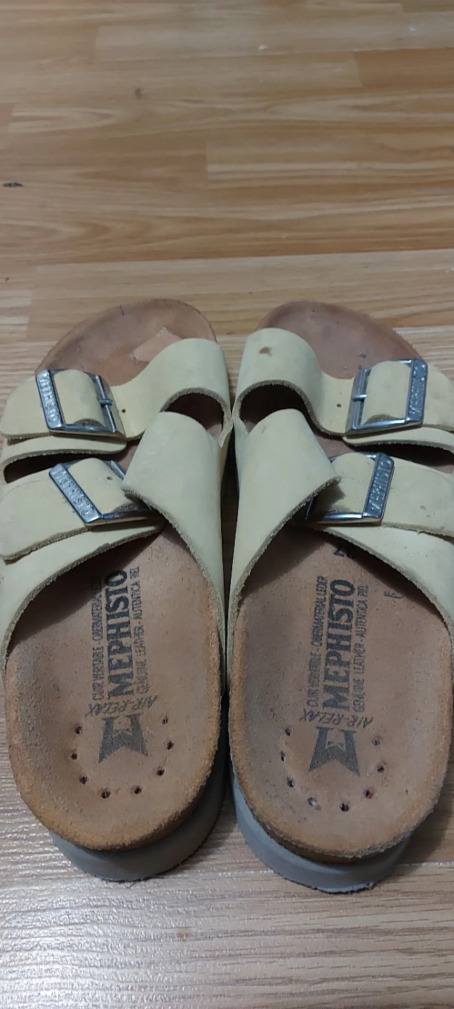 Mephisto Air-Relax Sandals